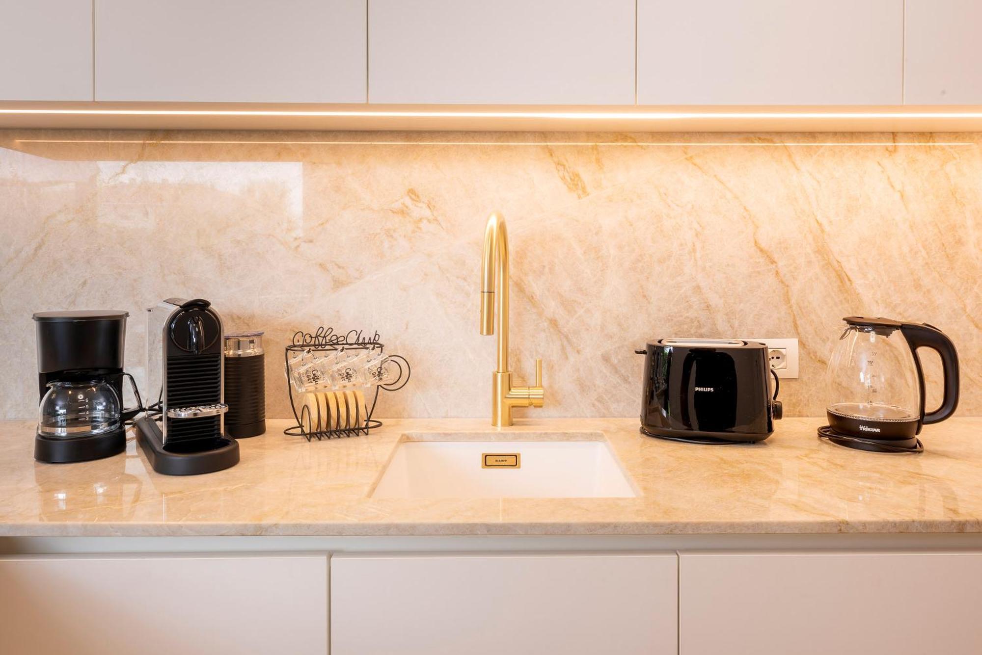 Lifestyle Apartments Dante Bardolino Ngoại thất bức ảnh