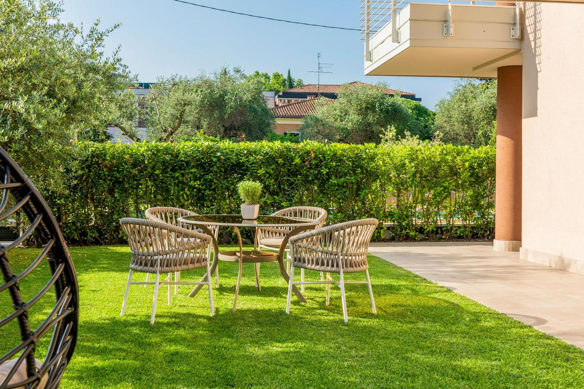 Lifestyle Apartments Dante Bardolino Ngoại thất bức ảnh