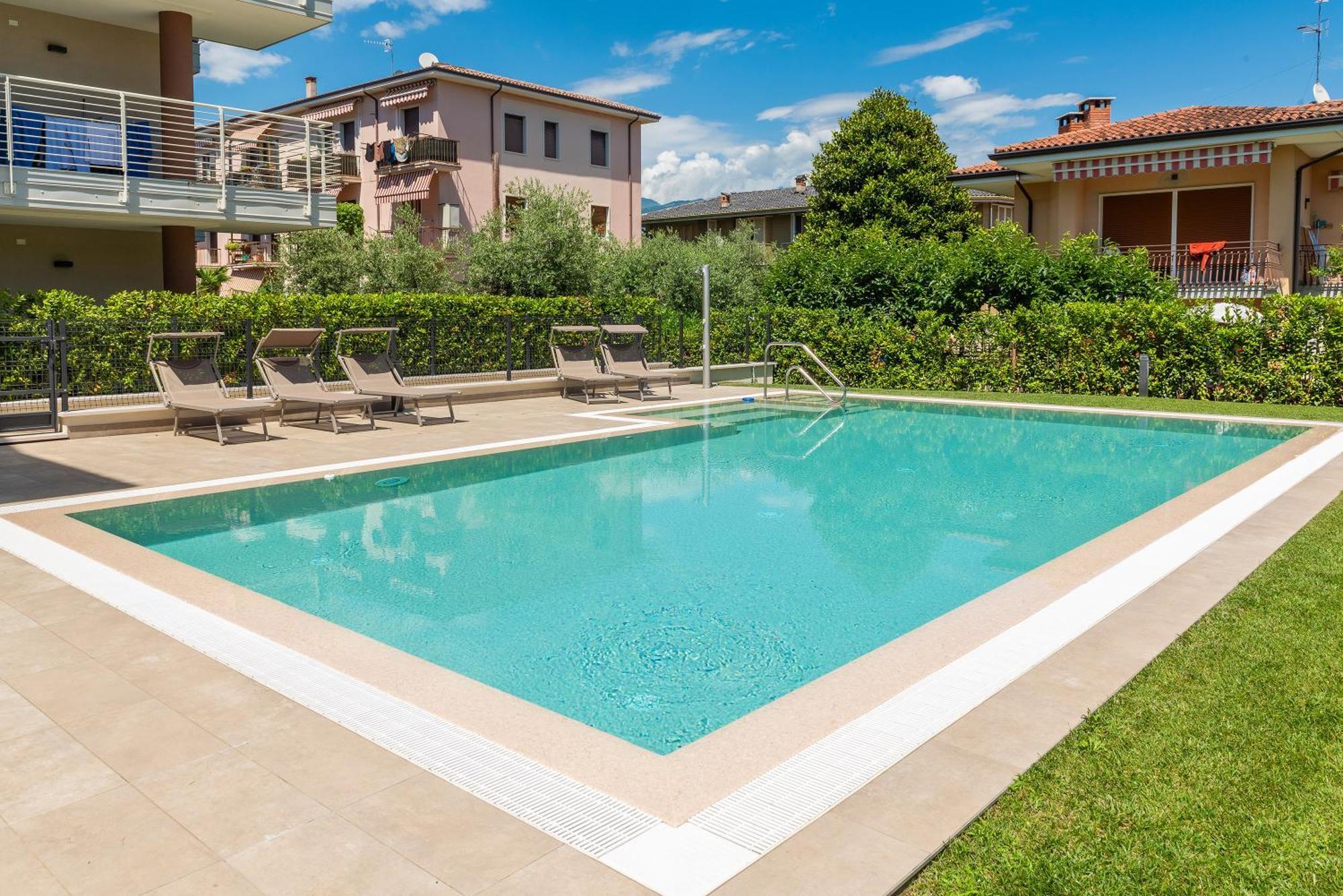 Lifestyle Apartments Dante Bardolino Ngoại thất bức ảnh